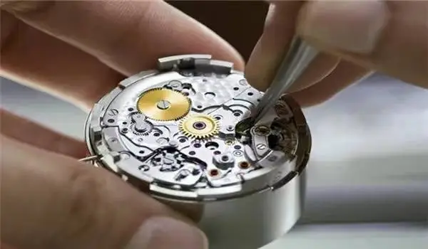 无锡劳力士的官方指定维修电话